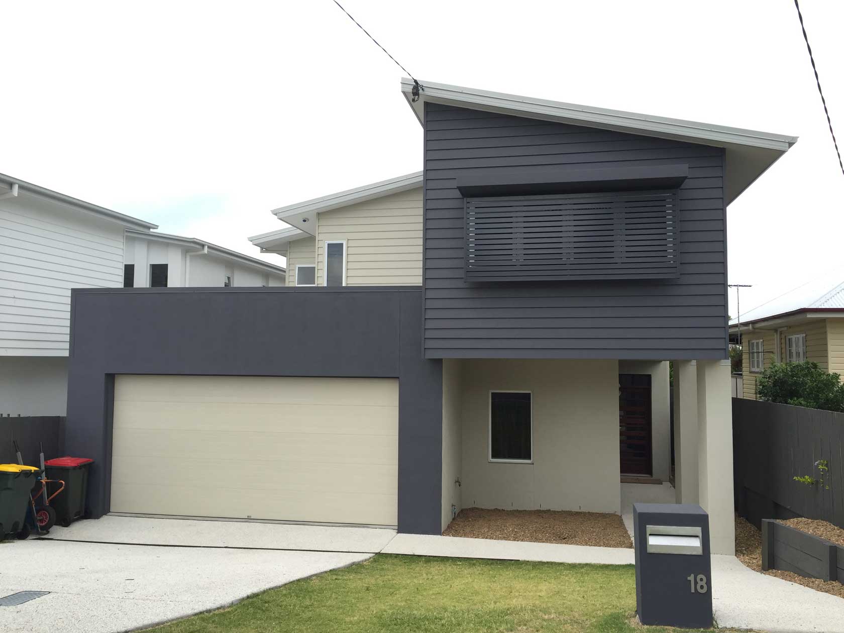 Anderson-project-diary-existing-house-navy-exterior-house-colour-scheme